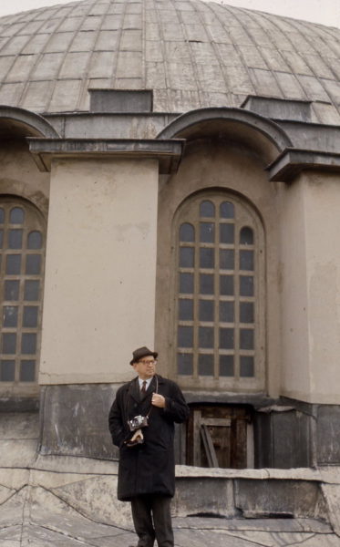 Piero-Sanpaolesi-sulla-cupola-di-S.-Sofia-Istanbul-foto-di-L.-Sanpaolesi